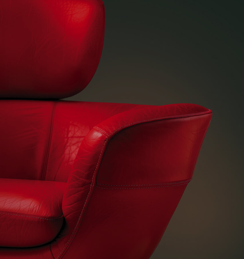ALC thermo-adhesive on leather goods line