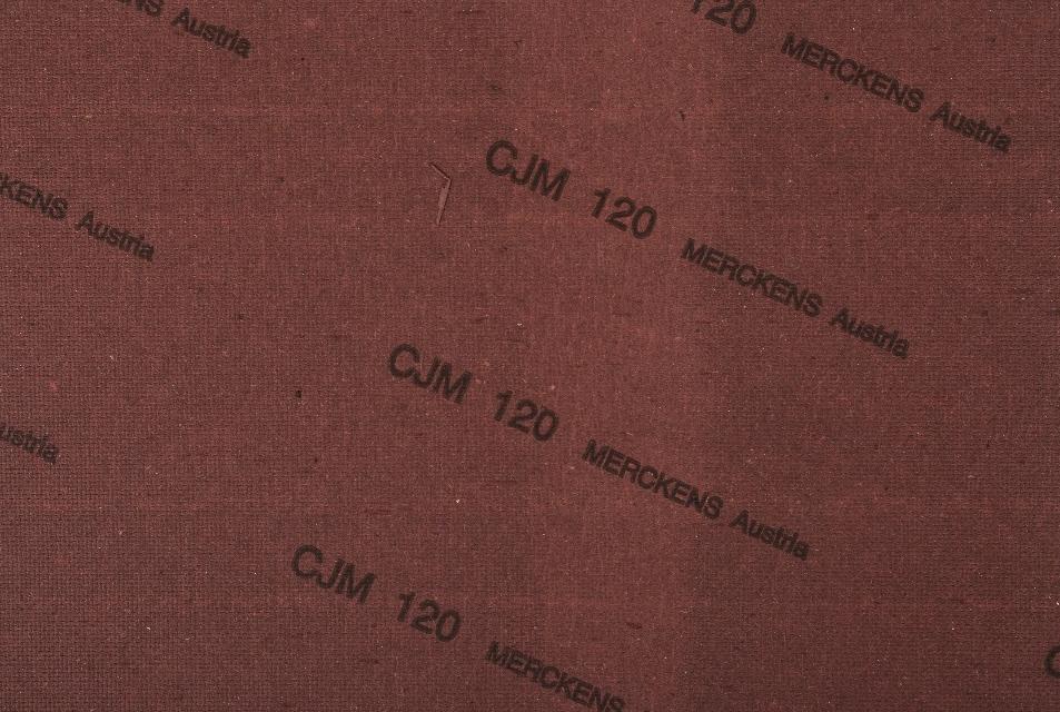 CJM 120 board surface, bordeaux with black grade print