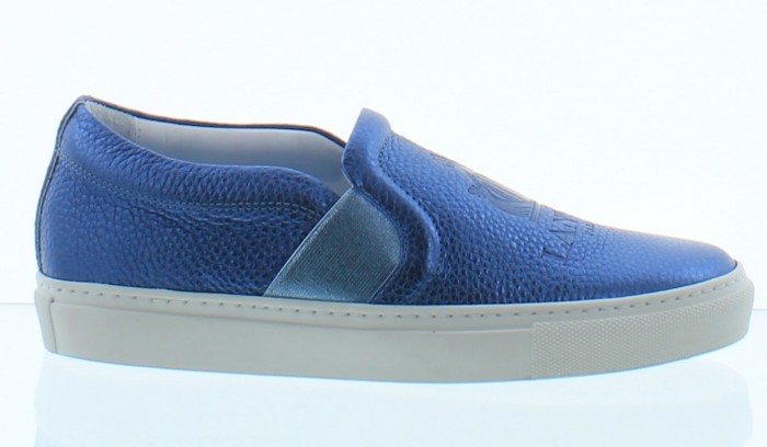 Blue leather slip-on sneaker with a concealed elastic