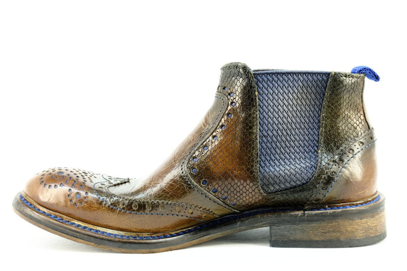 Patinated brogue Chelsea boot with a blue mesh elastic